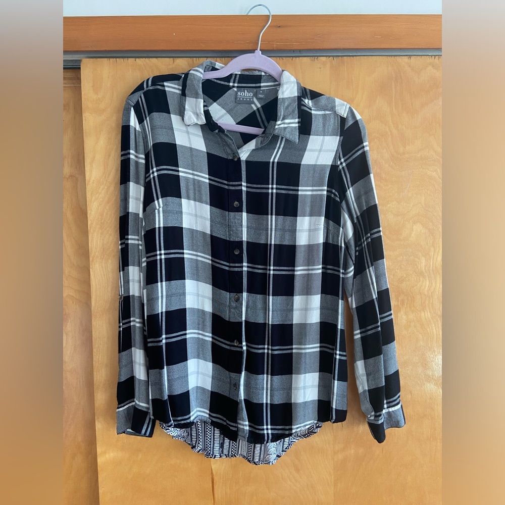 Women's Black and White Plaid Shirt Size Medium